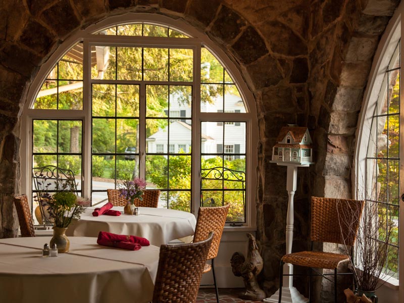 Breakfast at the Chanticleer Inn, Chattanooga, TN